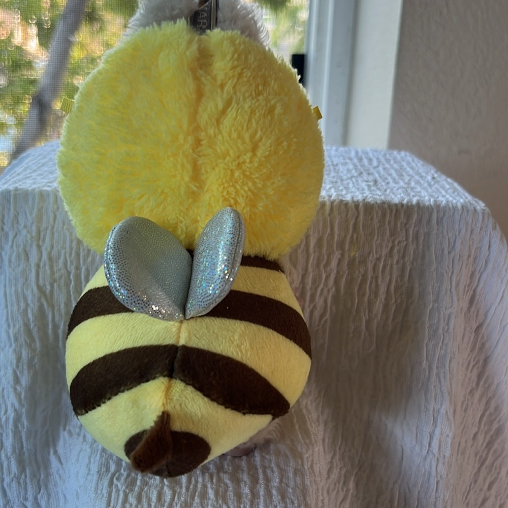 Yellow bumblebee 🐝 two piece set. - Picture 4 of 5